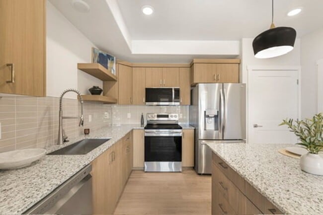 Building Photo - 1522 Quail Dr