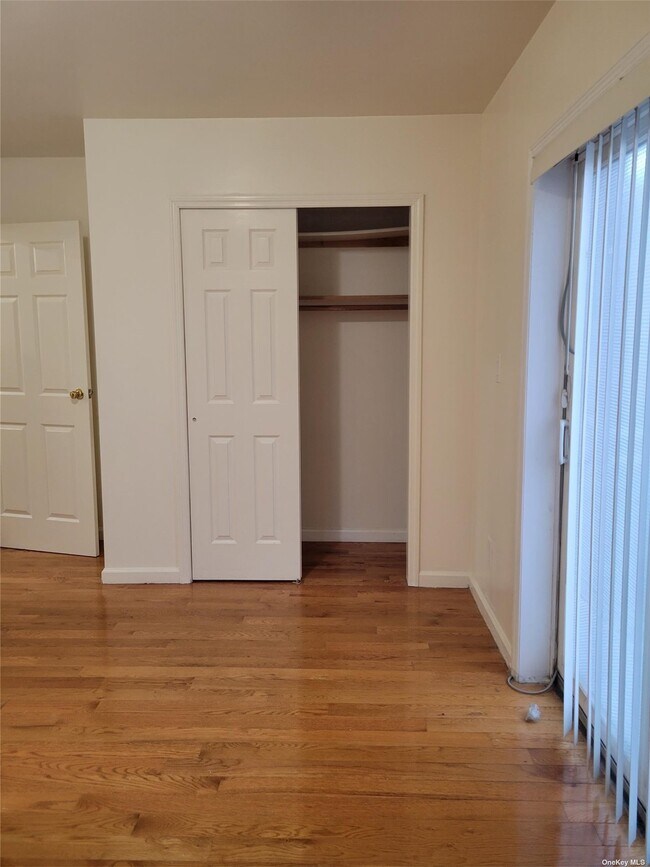 Building Photo - 40-24 191st St