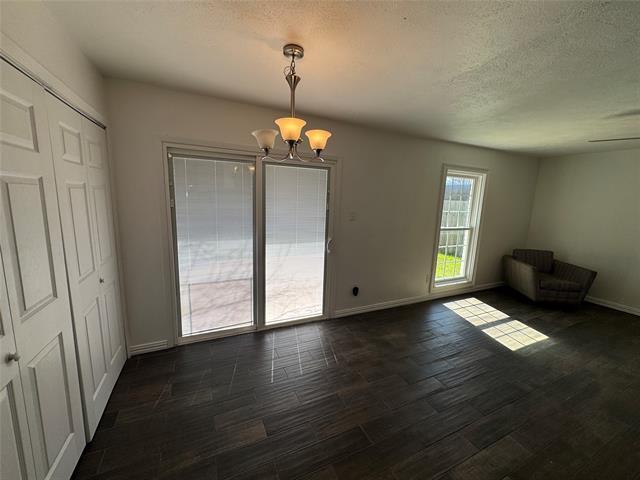 Building Photo - 4945 Wampler Dr