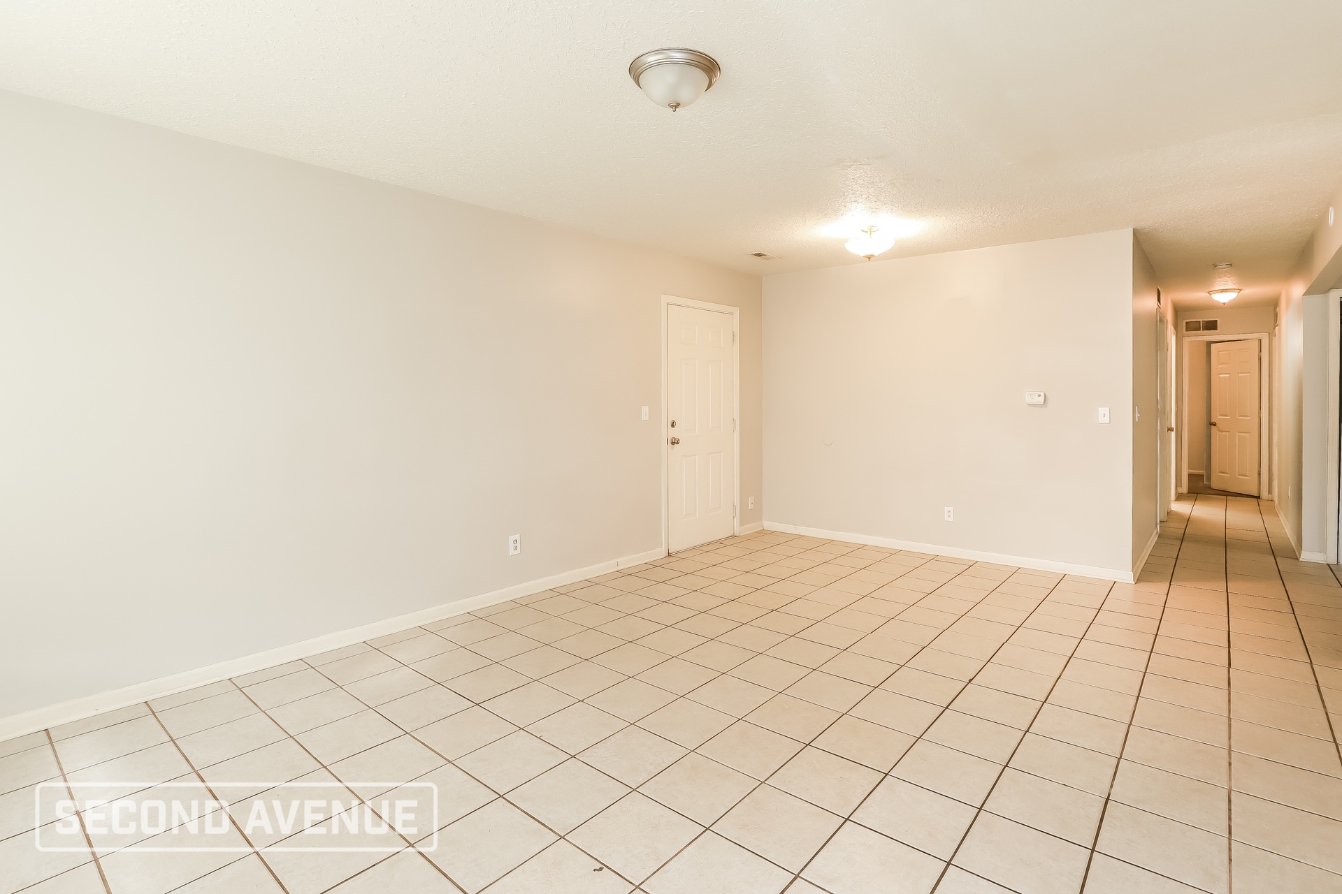 Building Photo - 2833 Kensington Ave