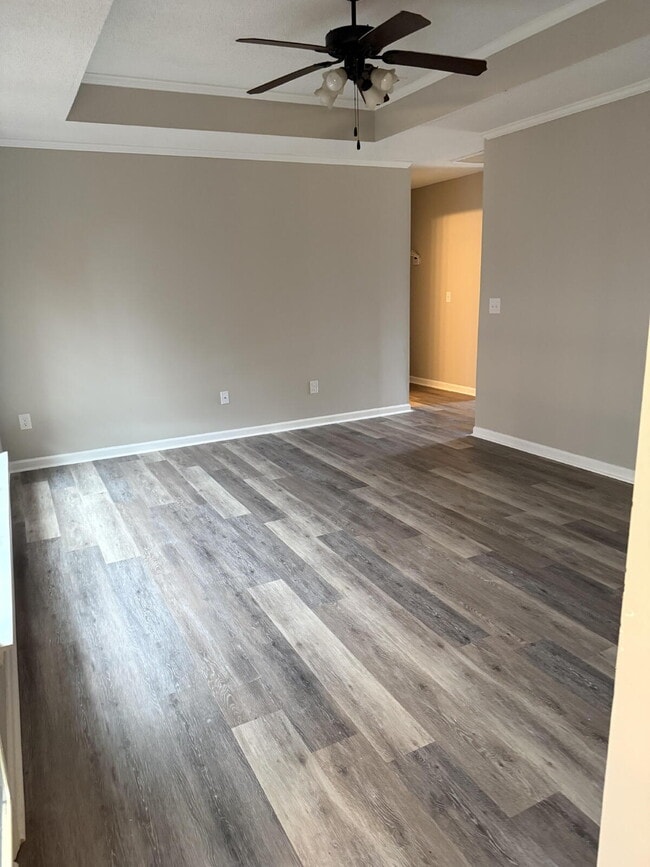 Building Photo - Great remodel close to Fort Stewart.