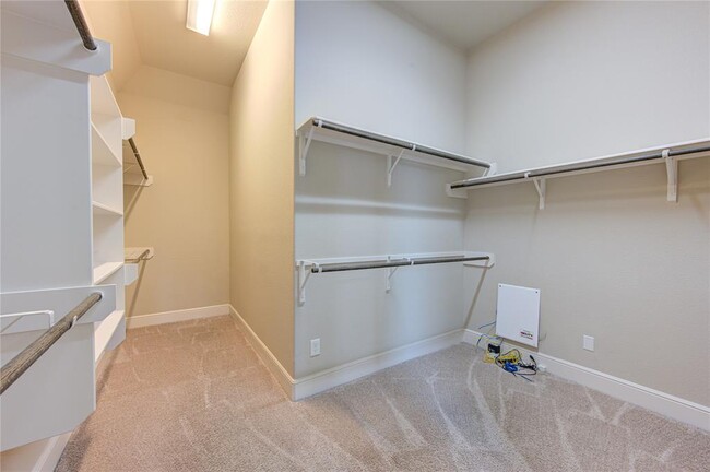 Building Photo - 2827 Winthrop Mdw Wy