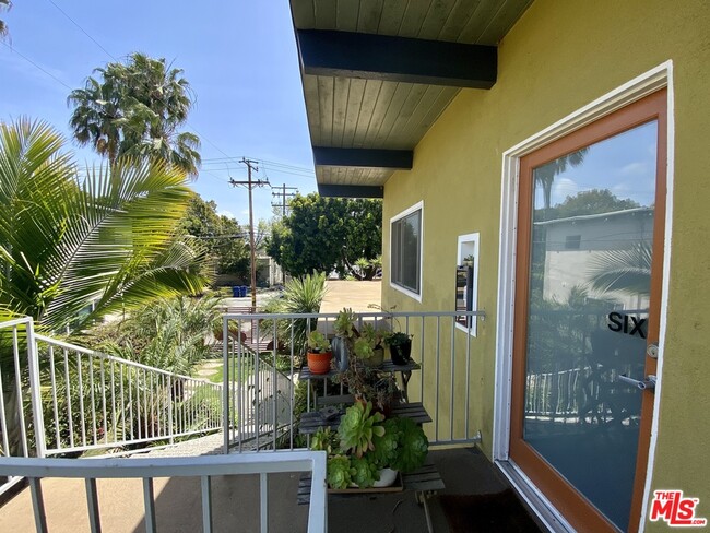Building Photo - 2329 Kansas Ave