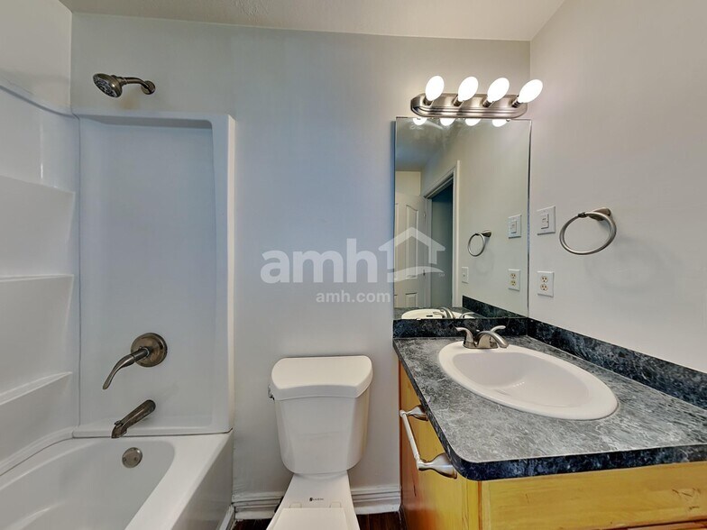 Building Photo - 3815 W 4475 S