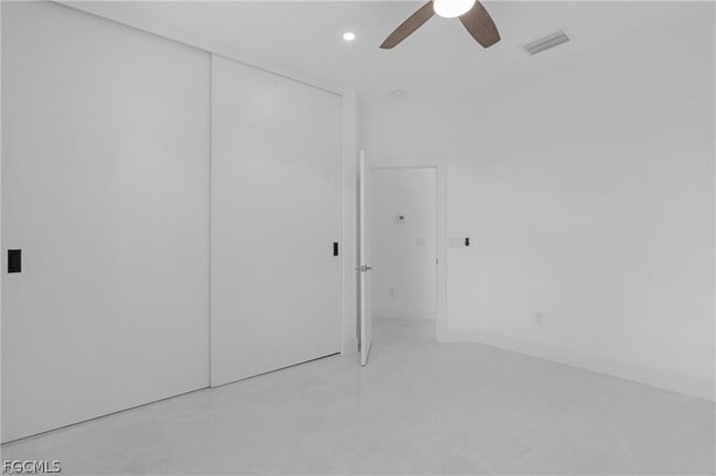 Building Photo - 2001 NW 25th Ave