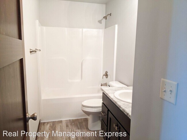 Building Photo - 3 br, 2.5 bath House - 4600 E Whisper Ridg...