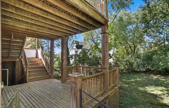 Building Photo - 407 Tusculum Ave