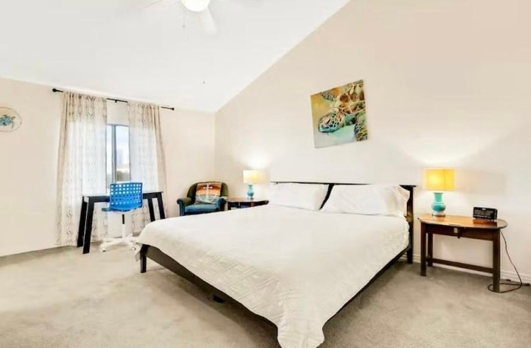 Upstairs Master with King bed - 930 Gulf Shore Dr
