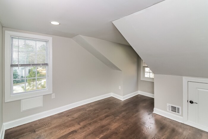 Building Photo - 2972 Hogan Rd