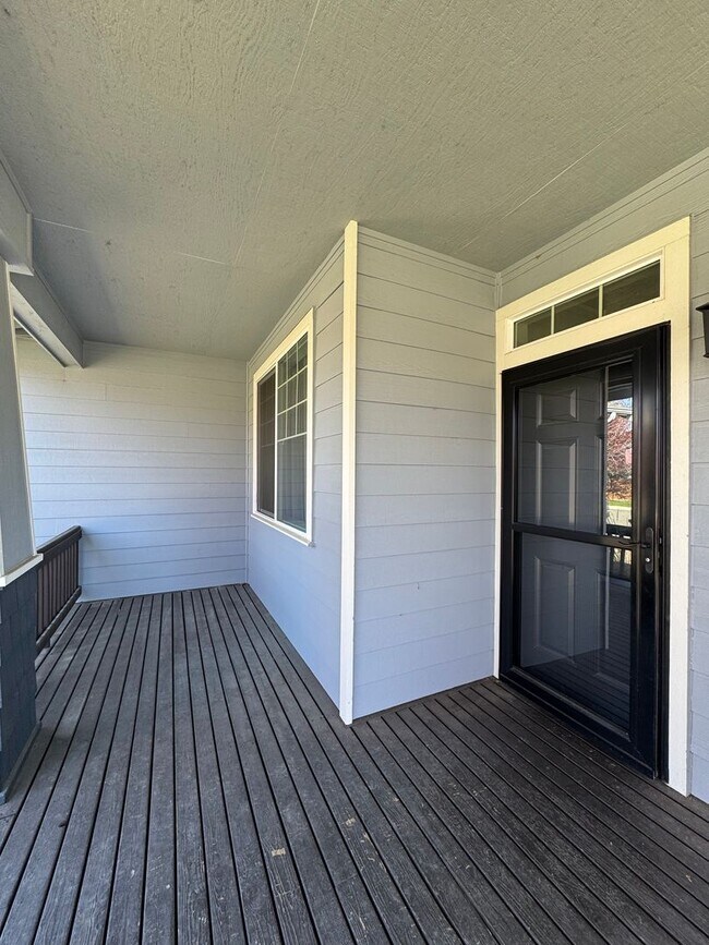 Building Photo - Rare Wheaton Ct Availability