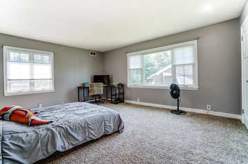 guest bedroom - 1750 Shawnee Rd