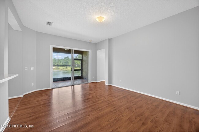 Building Photo - 6377 Island Forest Dr