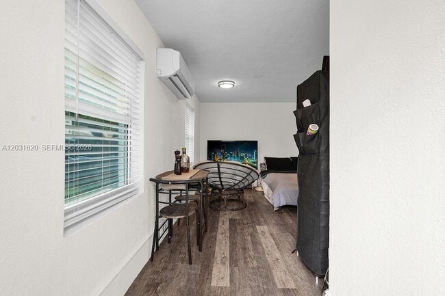 Building Photo - 3010 NW 95th Terrace