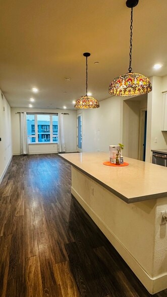 Building Photo - 5933 Sunstone Dr