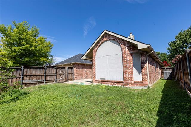 Building Photo - 2950 Goldenwave St