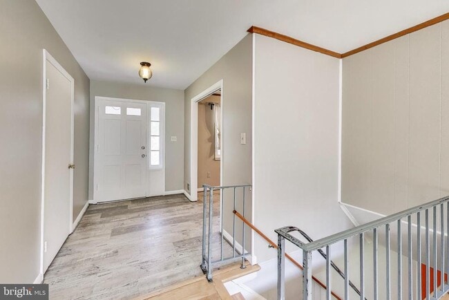 Building Photo - 5406 Parkvale Terrace