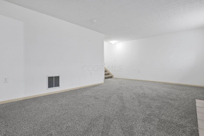 Building Photo - 706 Windy Hill Ln