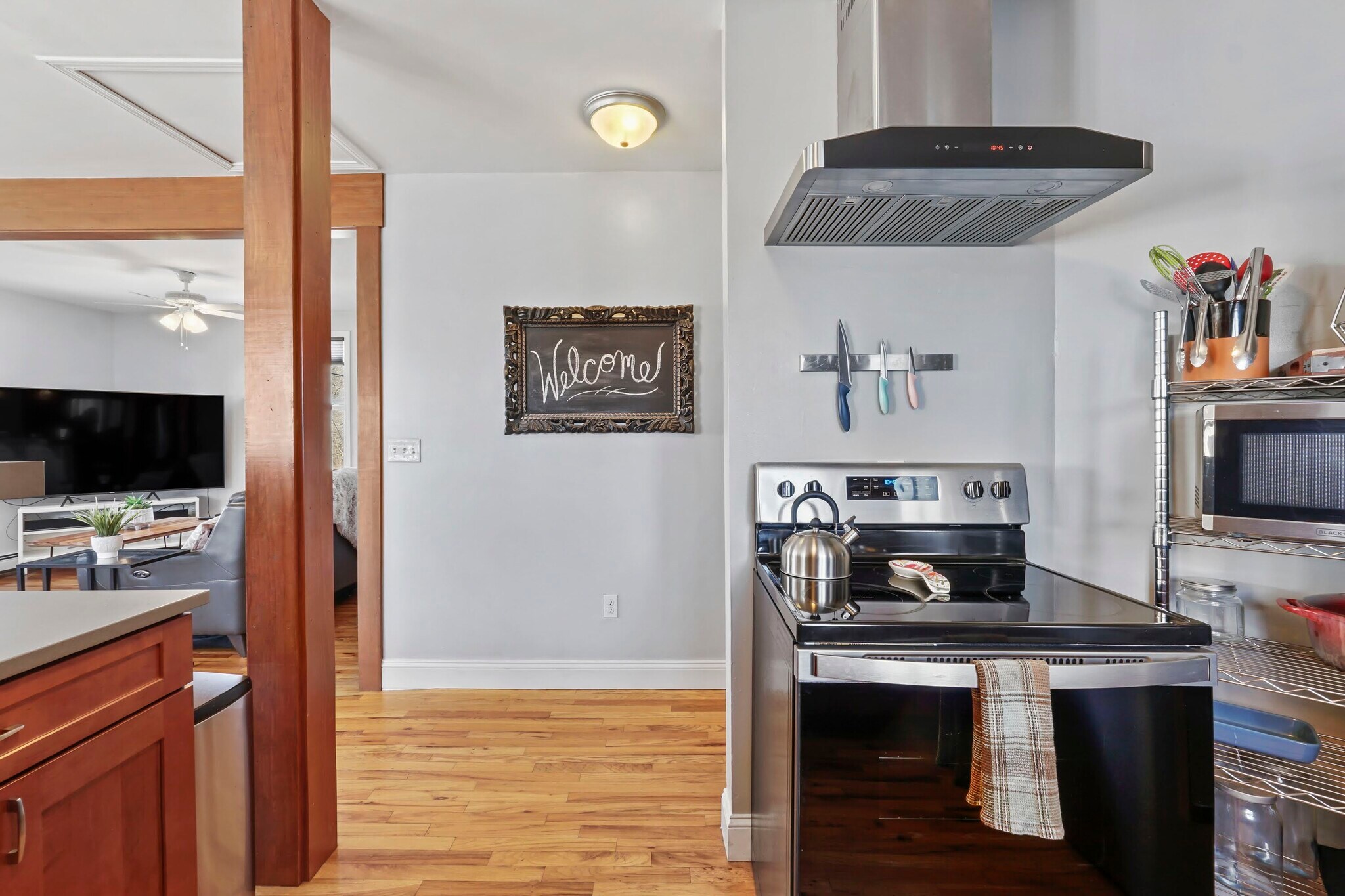 Building Photo - 372 Broadway