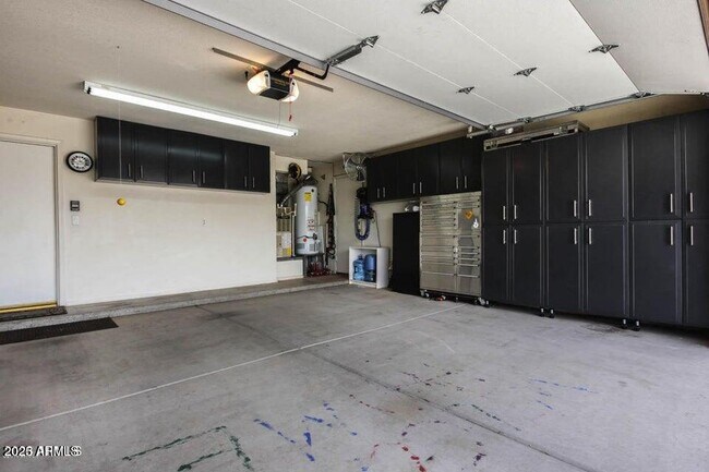 Building Photo - 2720 S Los Altos Pl