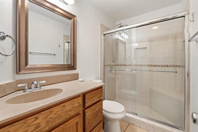Building Photo - 2603 Market Garden Ln