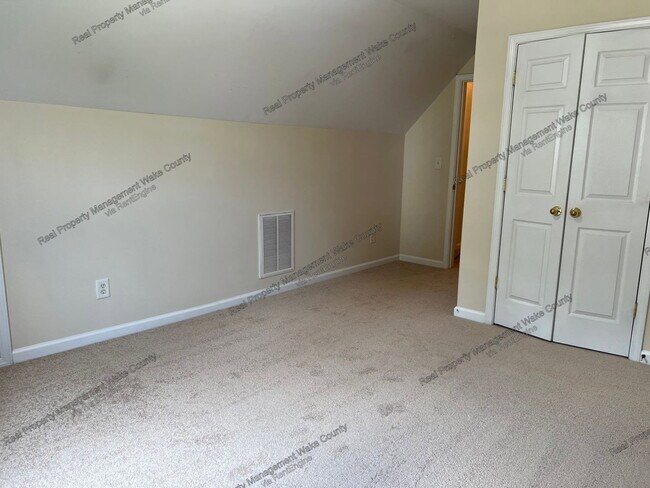 Building Photo - 2516 Farlow Gap Ln