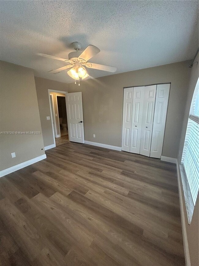 Building Photo - 9721 SW 15th Dr