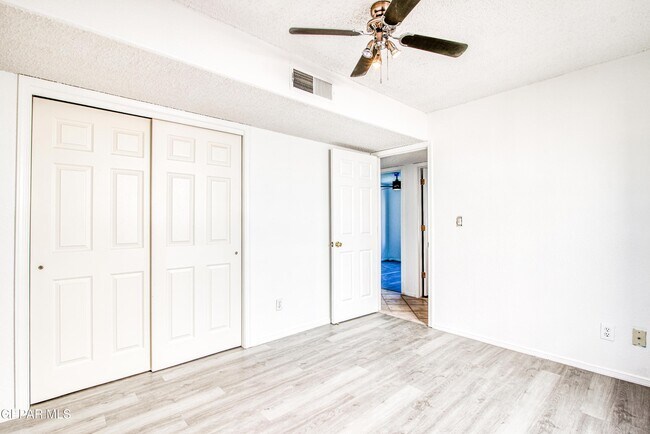 Building Photo - 1409 Black Ridge Dr