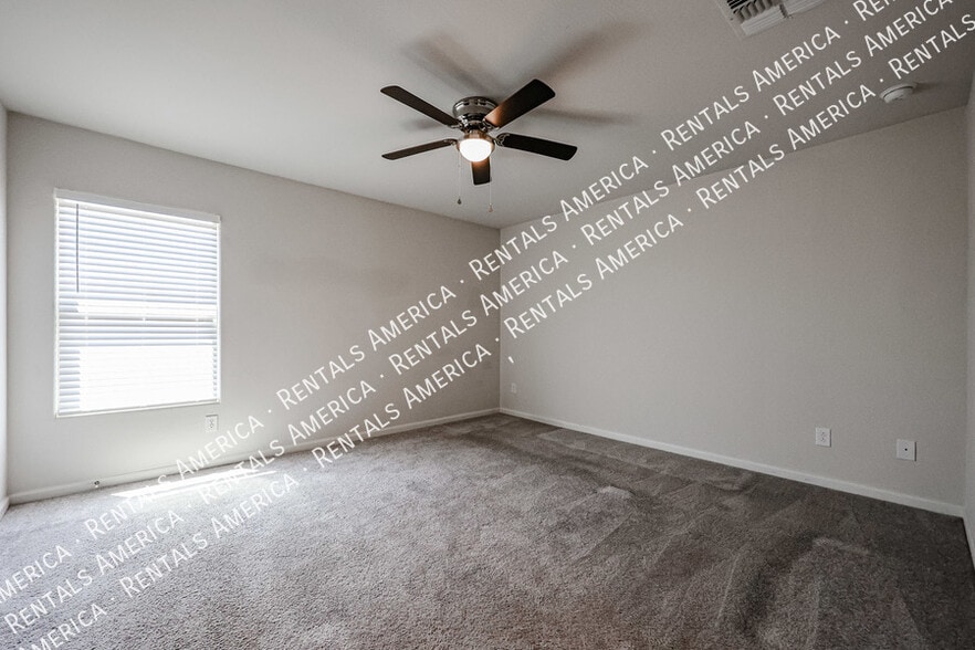 Building Photo - 123 E Bobcat Pl