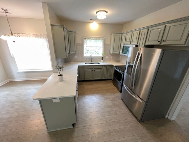 Building Photo - Remarkable East Jefferson Home For Rent