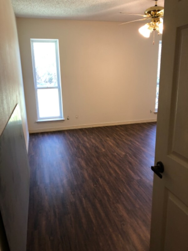 Building Photo - 4816 Gretna Green Ln