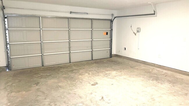 Building Photo - 18031 Valle Cupa Ln