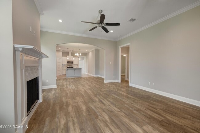 Building Photo - 209 Bennington Ln