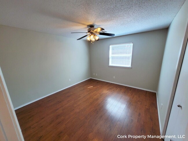 Building Photo - 3905 Whispering Heights Dr