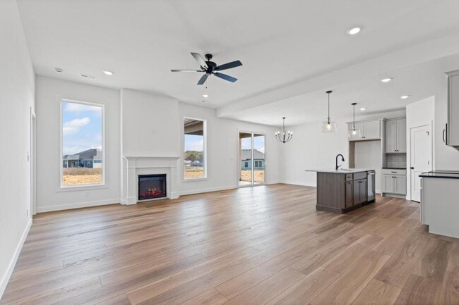 Building Photo - 2004 Stone Mountain Pkwy