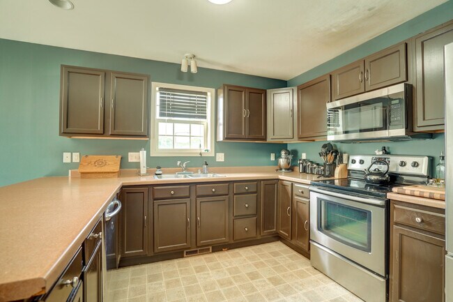 Building Photo - 4605 Pawnee Pass