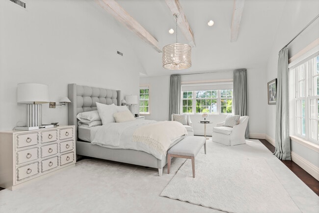 Building Photo - 141 W Norwalk Rd