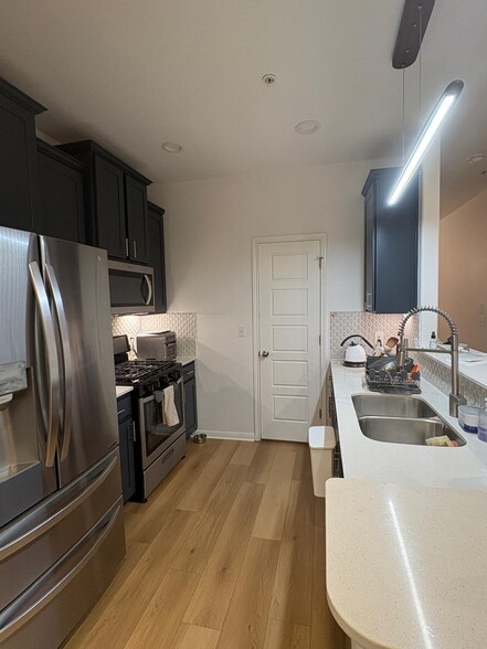 Kitchen - 115 Thelonious Dr