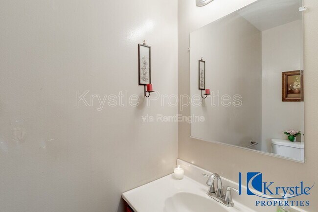 Building Photo - 138 Warwick Dr