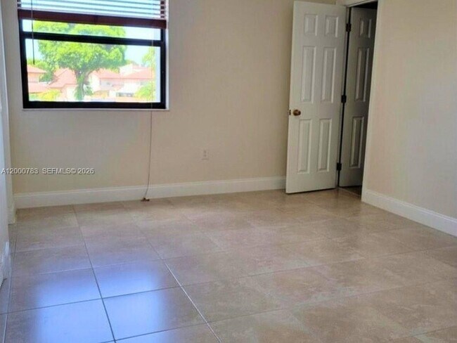 Building Photo - 9970 NW 9th St Cir