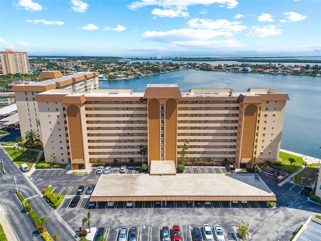 Building Photo - 5130 Brittany Dr S