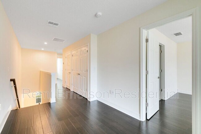 Building Photo - 2232 Centerra Loop