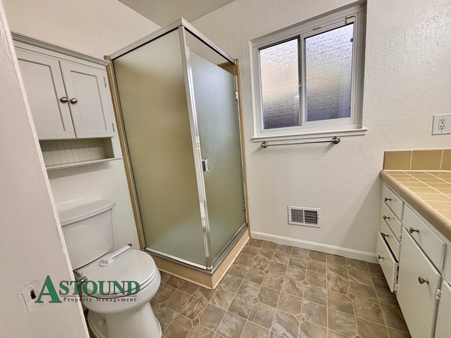 Building Photo - 2361 Panoramic Dr