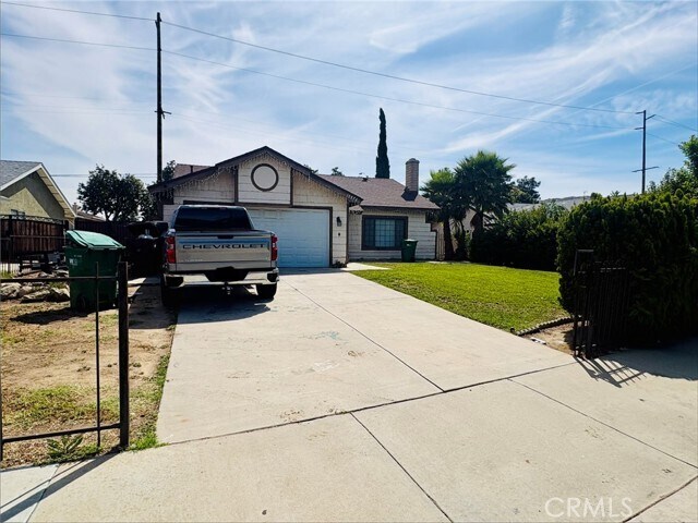 Building Photo - 15473 Cam Grande