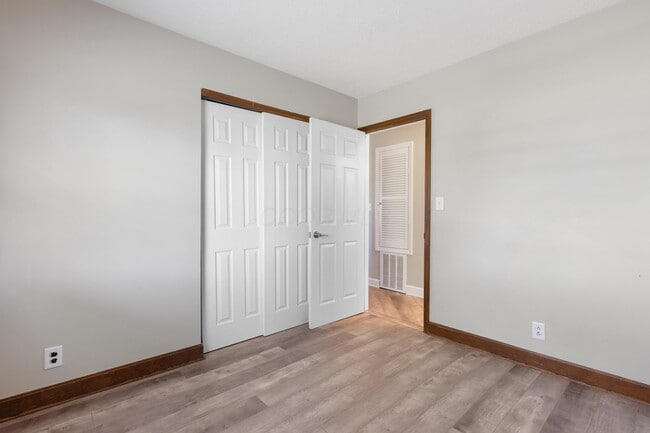 Building Photo - 2972 Dixon Rd SW