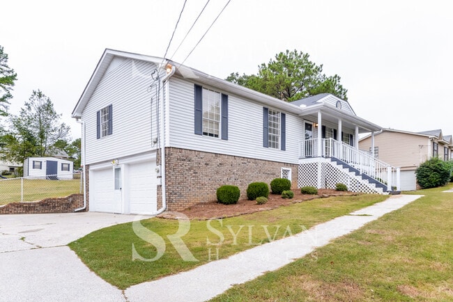 Building Photo - Living where You Love is Good for your Heart!