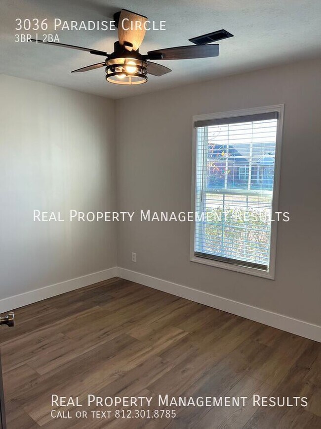 Building Photo - 3036 Paradise Circle