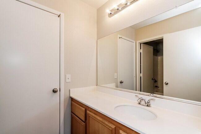 Building Photo - 7484 Mulgrave Ct
