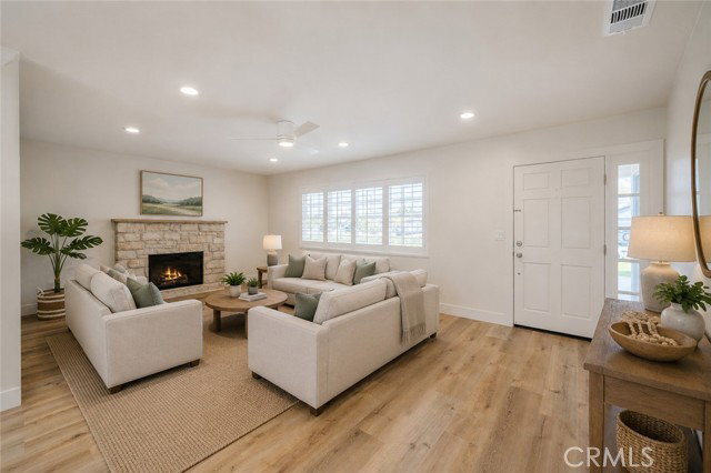 Building Photo - 6042 Stone Cir