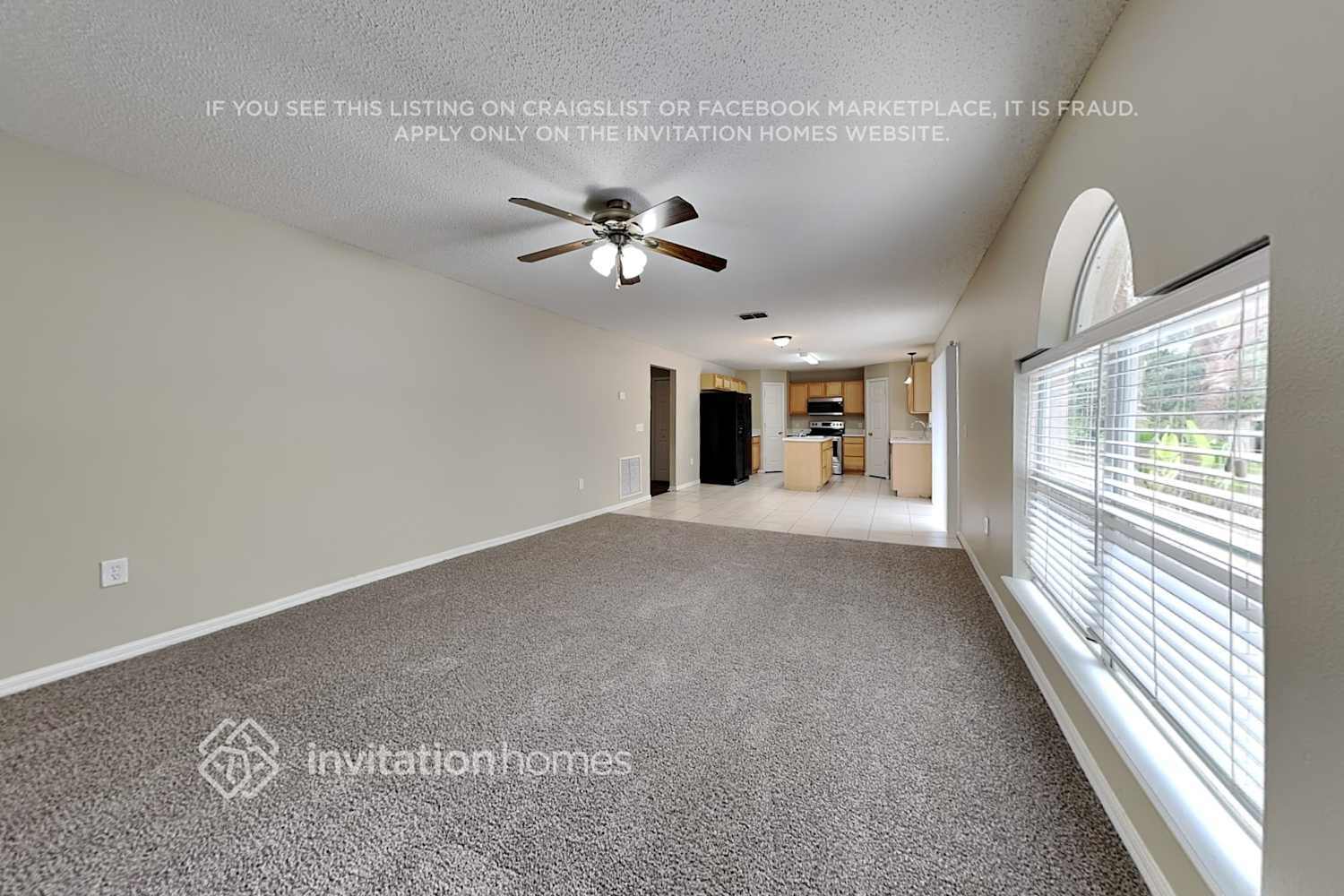 Building Photo - 1701 Alhambra Crest Dr