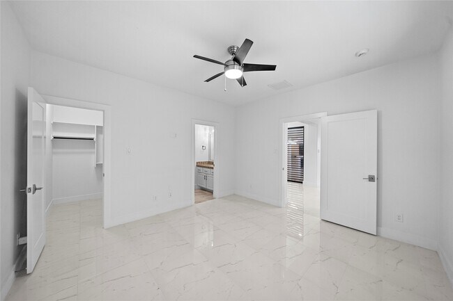 Building Photo - 13419 Preston Cliff Ct